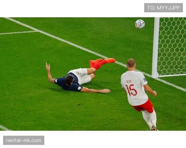 莱奥欧战状态回暖，助球队强势挺进八强