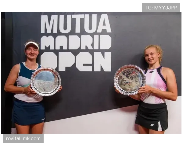 伊尼亚基本赛季表现稳健,助力球队向冠军宝座迈进 伊尼亚基本赛季表现稳健,助力球队向冠军宝座迈进