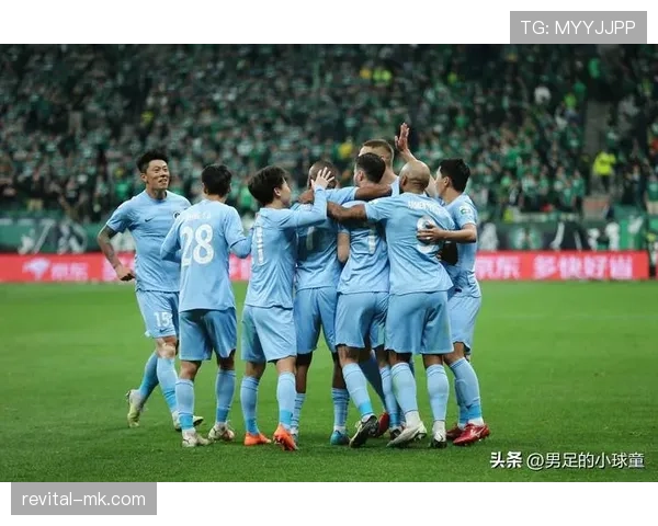 中超赛季回顾：豪门球队竞争加剧，黑马表现值得关注