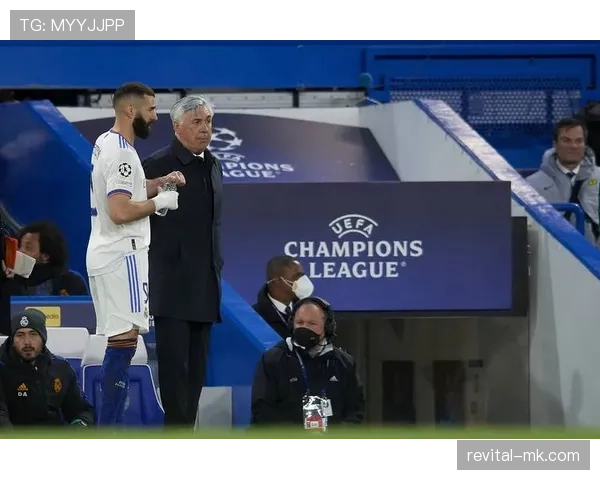 伊萨克与本泽马终结方式及体系适配差异解析